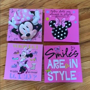 Minnie Mouse Canvas Set